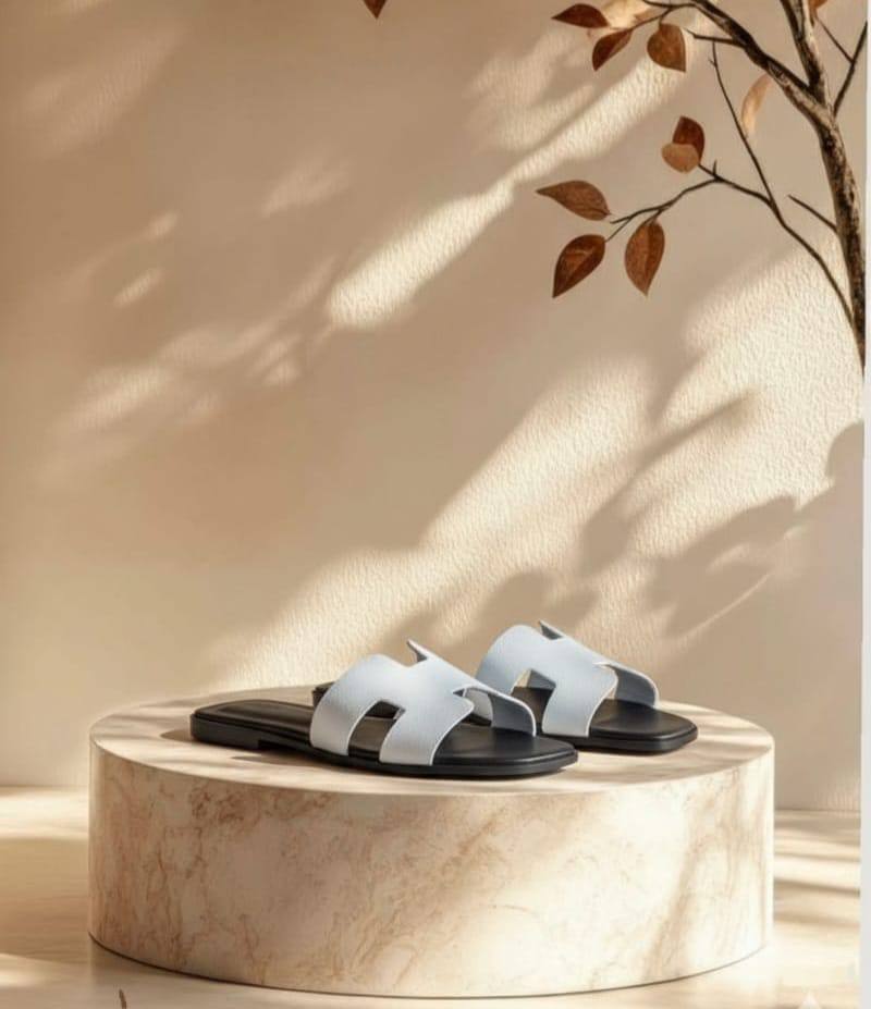 HERMES 
☘️ *SIZE  36  to 41 ☘️                                                                                                       
180 dhs💓

ZainK
♥️♥️♥️