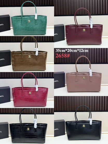 Chanel
High quality 

210 dhs

Zain39
♥️♥️♥️