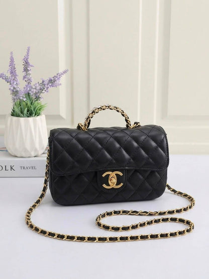 Chanel
High quality 
With box 
100 dhs✅

Zain50
♥️♥️♥️