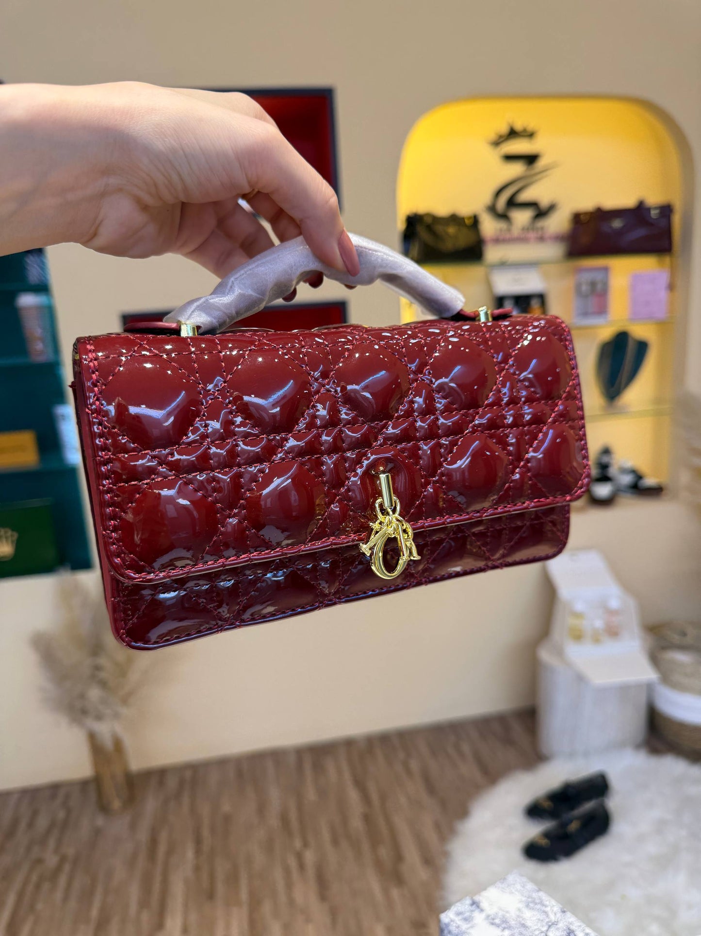 Dior
120 dhs💓
with box

Zain175

اطلبوها من الوتس المثبت في الأعلى👆🏻👆🏻

تواصلو معنا 👈🏻 Zain 
For order WhatsApp pinned 👆🏻

♥️♥️♥️