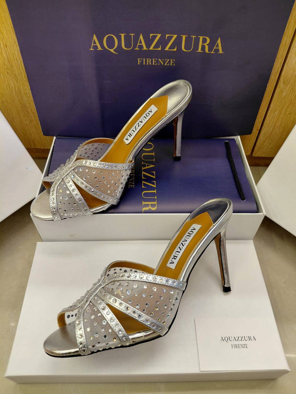 Aquazzura 

High Heels,
Good Quality,

New Arrived 
Size 36 To 41
120DHS🇦🇪🇦🇪🇦🇪

Zain120
♥️♥️♥️