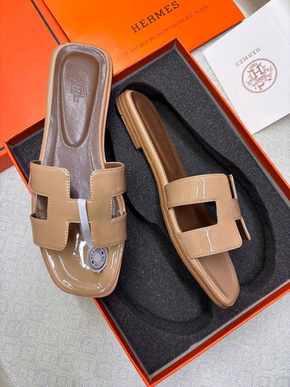 Hermes
Size 36-41，
85 dhs🌺

Zain145
♥️♥️♥️