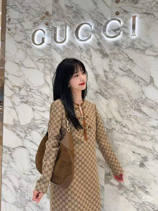 *New collections🥰💕   
190 dhs✅
*good  quality  
*Sizes:S M L * 
*AVAILABLE NOW*

Zain231
♥️♥️♥️