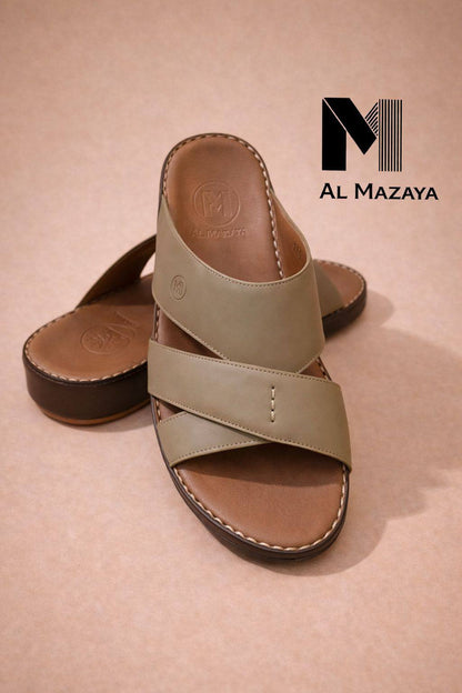 slippers for men good quality  
size available (40to46) 6to12) 

230 dhs🌺

Zain59
♥️♥️♥️