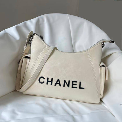 Chanel
105 dhs🪙🌨️

Zain136
♥️♥️♥️