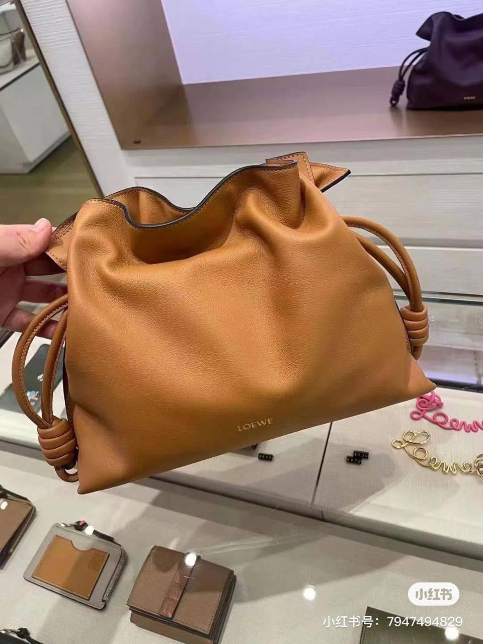 Loewe Master
280 dhs✅
#29cm❤️❤️🙋‍♂️

Zain228
♥️♥️♥️