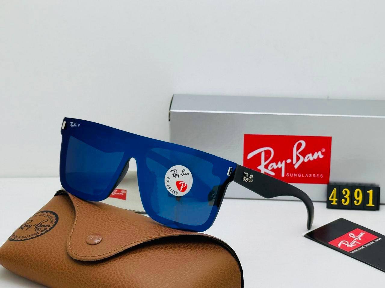 Sunglass
55 dhs✅

Zain29
♥️♥️♥️