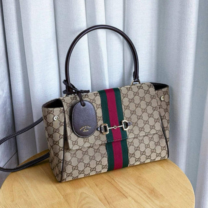 GUCCI 
COPY ONE NEW CAME 
150 dhs🇦🇪🇦🇪

Zain295
♥️♥️♥️