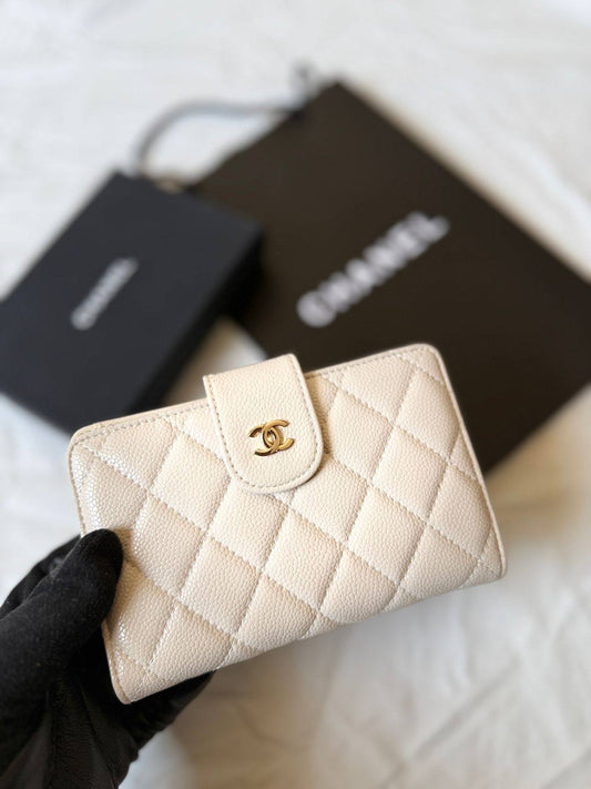 Chanel
💜*Super Master*💜
320 dhs✅

Zain275
♥️♥️♥️