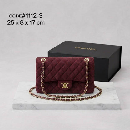 CHANEL ᴅᴏᴜʙʟᴇ ғʟᴀᴘ
sᴜᴇᴅᴇ ʟᴇᴀᴛʜᴇʀ ᴍᴀᴛᴇʀɪᴀʟ
ɢᴏʟᴅ ʜᴀʀᴅᴡᴀʀᴇ
sɪᴢᴇ : 25 cm
ᴡɪᴛʜ BOX
🎁🎁🎁

110 dhs✅

Zain31
♥️♥️♥️