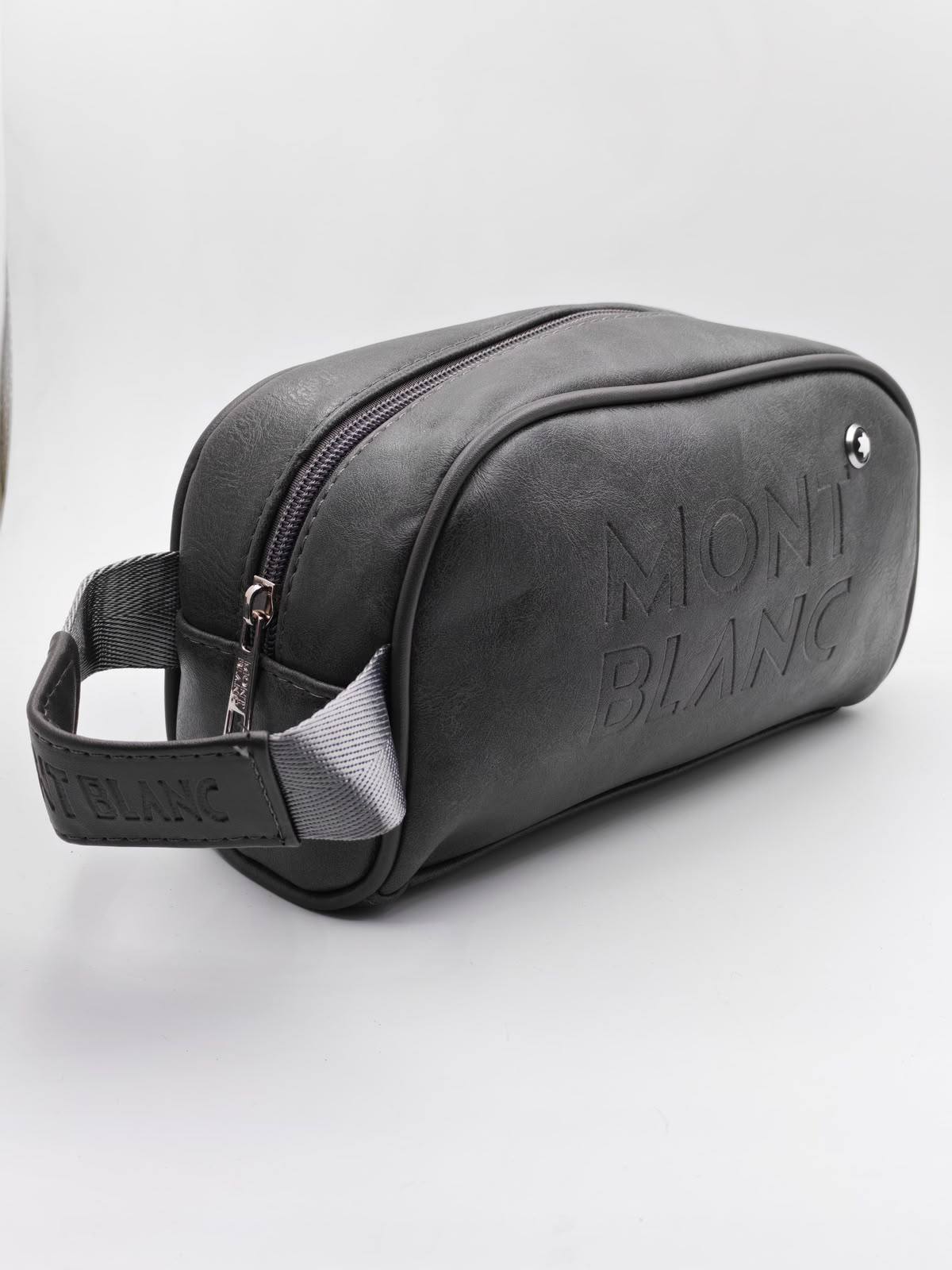 Men bags

Good quality 
40 dhs🇦🇪🇦🇪

Zain182
♥️♥️♥️