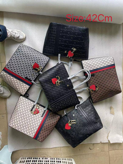 CH
85 dhs🪙🌨️
high quality

Zain26
♥️♥️♥️