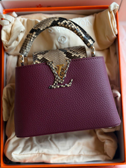 LV

For Price 👇 WhatsApp✅
0568585901 
0507557372
0552275751 Owner Zain 👌

ZainETAG 4
♥️♥️♥️