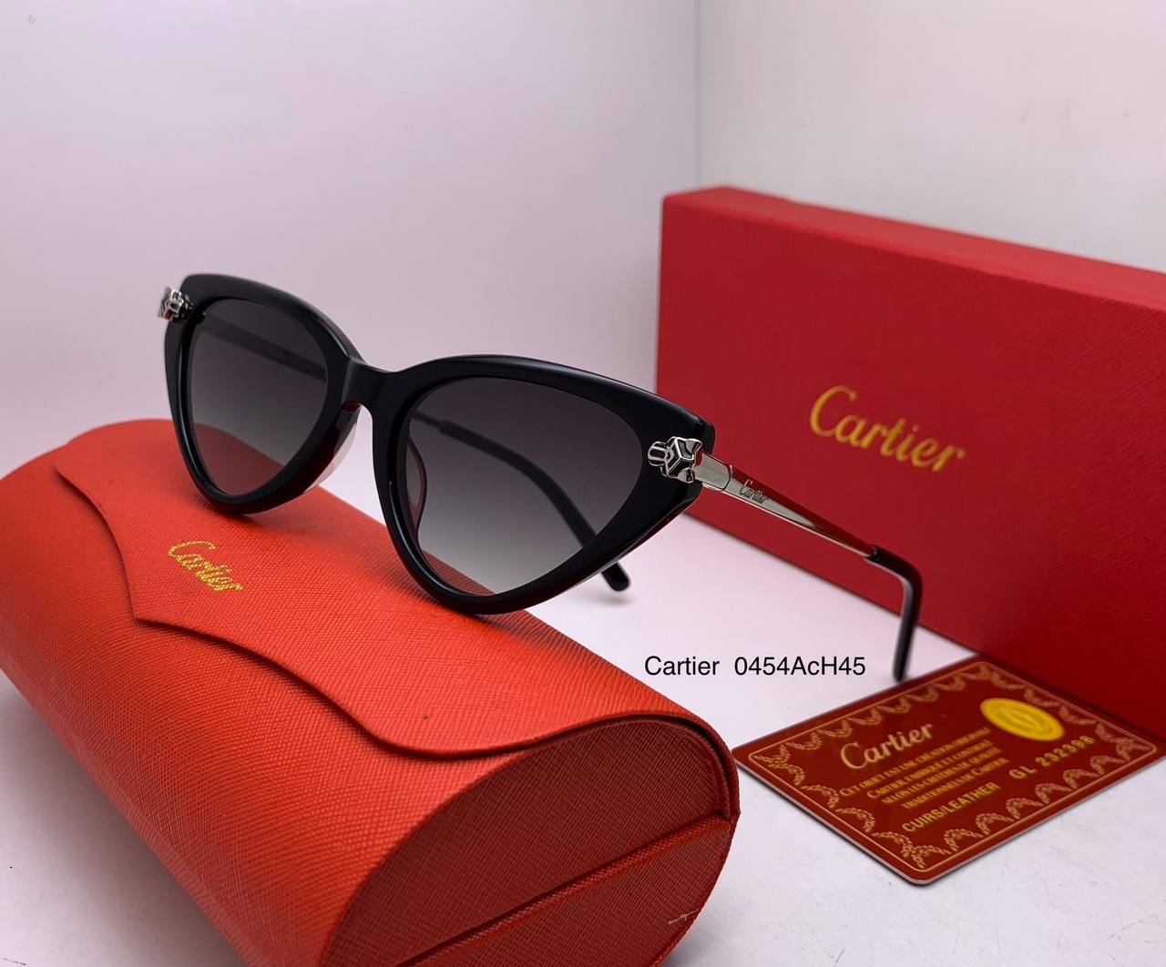 Cartier
Super master 
180 dhs🪙💚

Zain126
♥️♥️♥️
