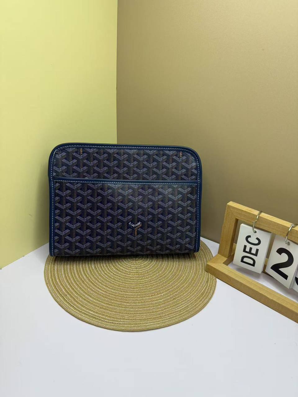 Goyard

85 dhs🪙🌨️ 


Withbox
🎁🎁🎁

Zain143
♥️♥️♥️