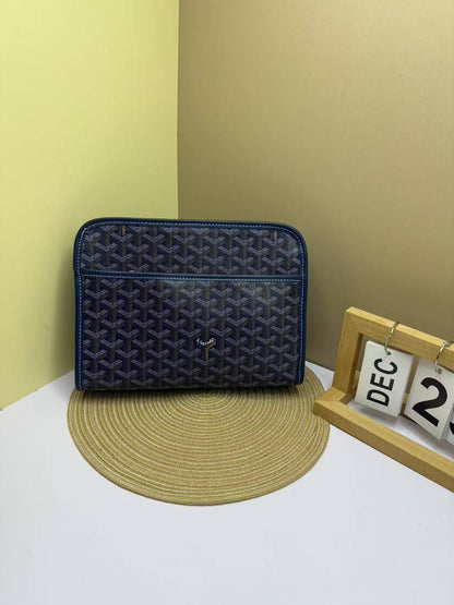 Goyard

85 dhs🪙🌨️ 


Withbox
🎁🎁🎁

Zain143
♥️♥️♥️