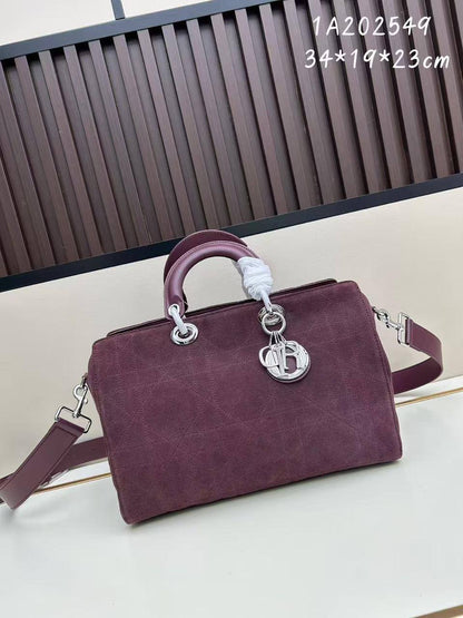 Dior Master+
400 dhs❣️

Zain153
♥️♥️♥️