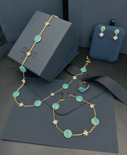 APM SET 
MASTER💫✨
NECKLACE BRACELET EARRINGS RING WITH SAME BOX 🛍️🎁
220 DHS🇦🇪🇦🇪

Zain89
♥️♥️♥️