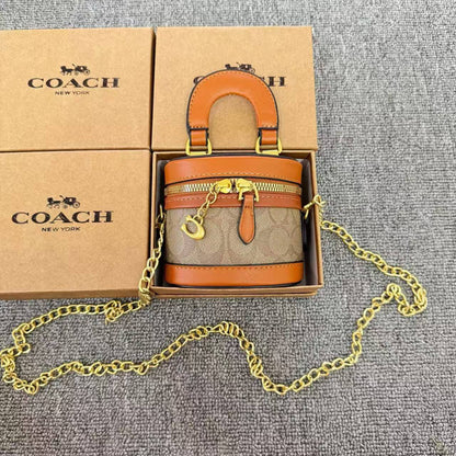 Coach
Size  11.5×10cm
withbox  
90 dhs💓

Zain04
♥️♥️♥️