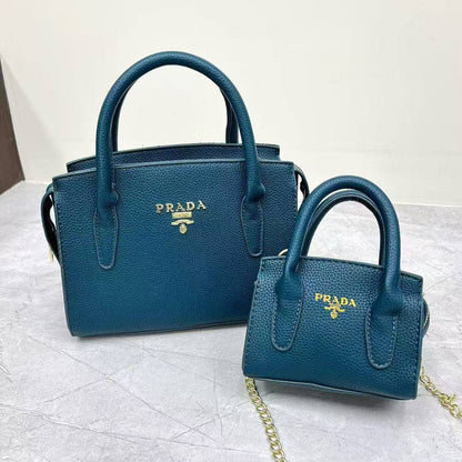 Prada
85 dhs✅

Zain232
♥️♥️♥️