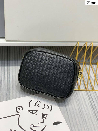 🎉 Big Offer 🎊  Brand Cross bag

good quality
Size : 21 * 15 cm
30 dhs🇦🇪🇦🇪🇦🇪

Zain115
♥️♥️♥️