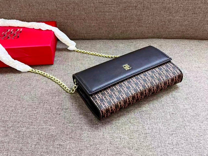 New
85 dhs✅
high quality 

With box
🎁🎁🎁

Zain26
♥️♥️♥️