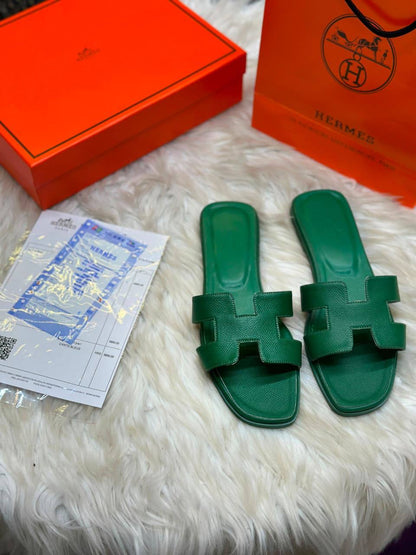 Hermes
Size:36 to 41
90 dhs🇦🇪🇦🇪

Zain241
♥️♥️♥️