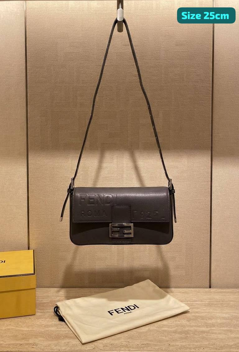 Fendi

95 dhs🇦🇪🇦🇪

Withbox

Zain186
♥️♥️♥️