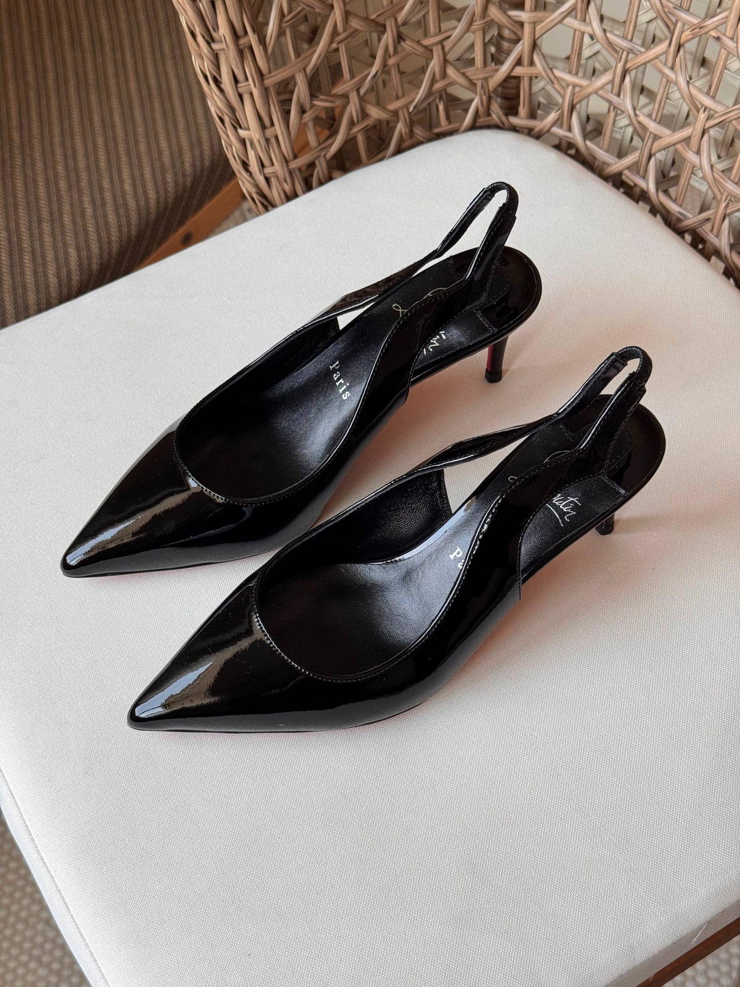 LOUBOTIN
👠 36–41
💎 Premium Quality
🔥 Super Master
450 dhs🇦🇪🇦🇪

Zain198
♥️♥️♥️
