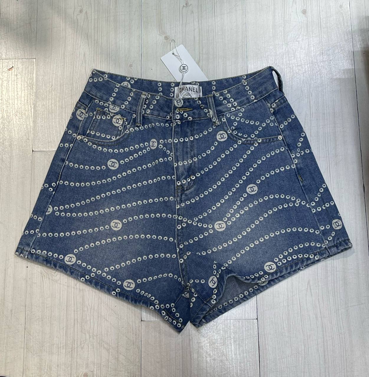 *New collections 💕💕  
150 dhs💓
*good  quality  
*Sizes:S M L 
*AVAILABL

Zain231
♥️♥️♥️