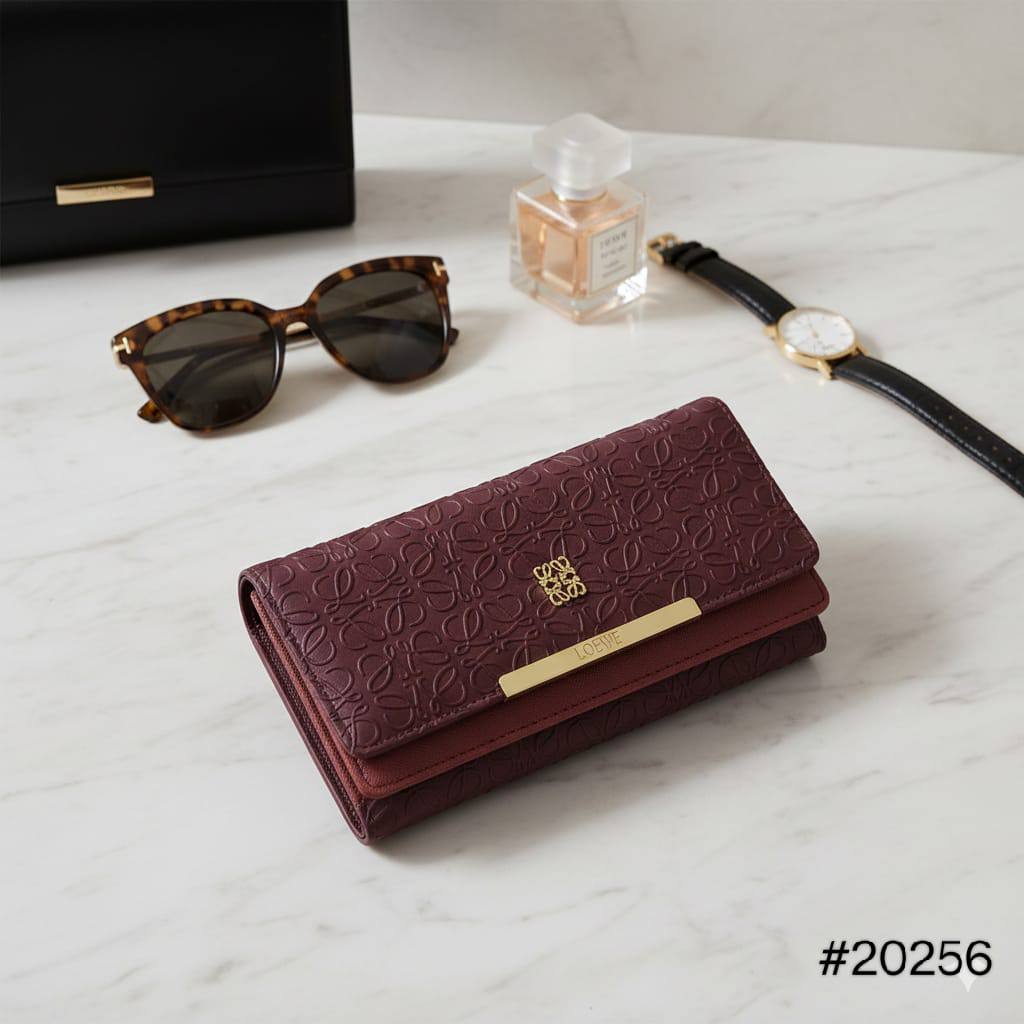 TRI-FOLD 𝗟𝗢𝗡𝗚 WALLET
WITH BOX
🎁🎁🎁

30 dhs✅

Zain31
♥️♥️♥️