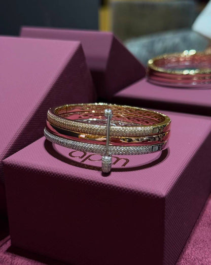 Apm 
Bangle 💥
Super master quality 💯
With normal boxes 🗃️ 
105 dhs🇦🇪🇦🇪🇦🇪

With master box 📦 
115 dhs🇦🇪🇦🇪🇦🇪

Zain216
♥️♥️♥️