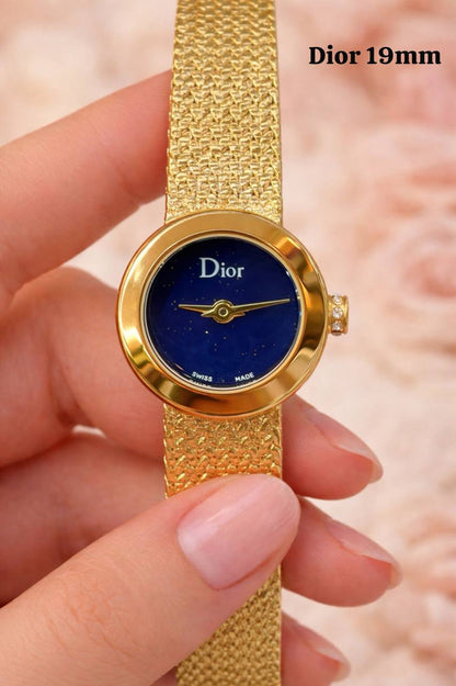 Dior watch for ladies good quality 
180 dhs✅
 (size 19mm)

Zain59
♥️♥️♥️