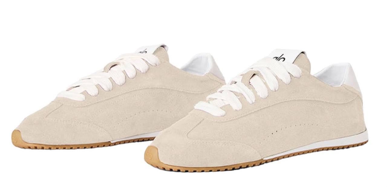 New 🆕 
Size 36 TO 41
150 dhs✅

Zain183
♥️♥️♥️