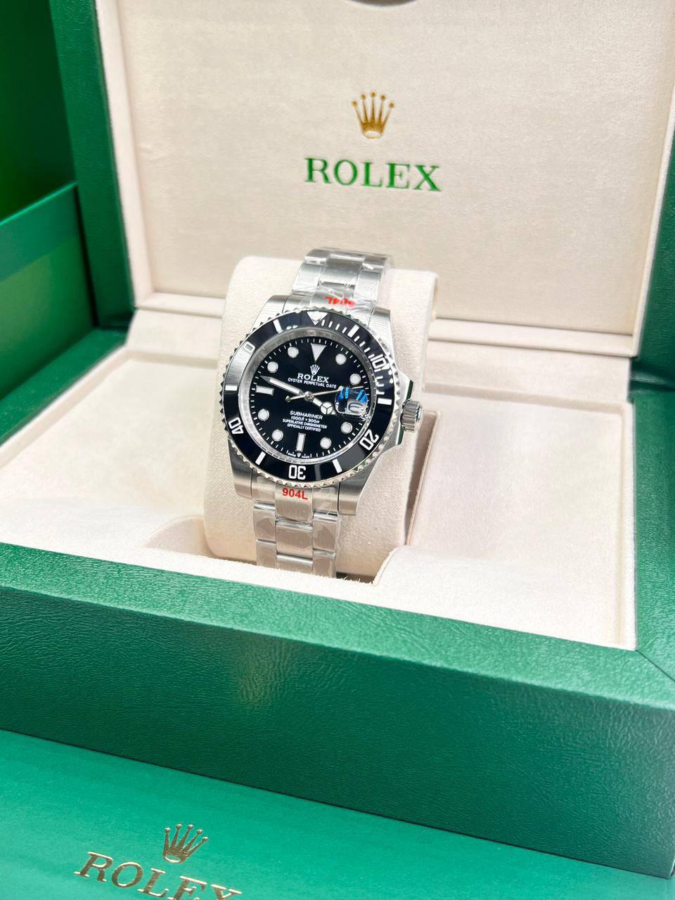 Rolex
High Quality
180 dhs✅

Zain85
♥️♥️♥️
