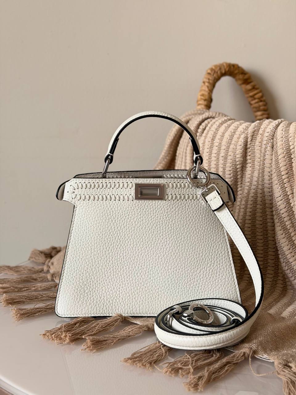 Fendi picabo 
Size :21 cm 
Super master quality 
For Price 👇 WhatsApp✅
0568585901 
0507557372
0552275751 Owner Zain 👌

Zain315
♥️♥️♥️