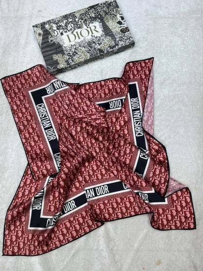 Silk square scarf 
40 dhs🇦🇪🇦🇪
Size 90*90

Zain93
♥️♥️♥️