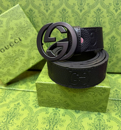 Belts

With box 
🎁🎁🎁

40 dhs🪙🌨️

Zain93
♥️♥️♥️