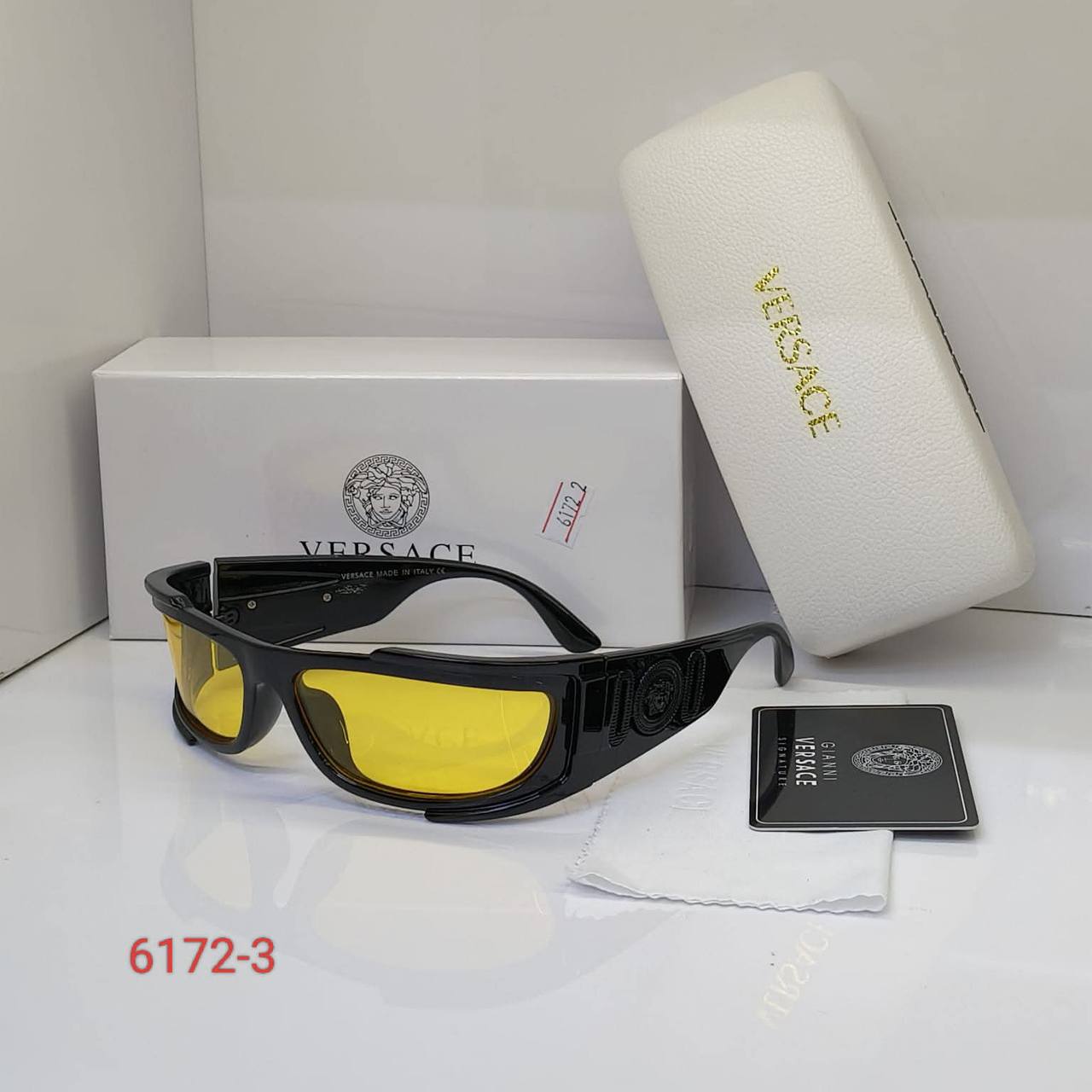 SUNGLASSES 🕶️
GOOD QUALITY 
50 dhs✅

Zain40
♥️♥️♥️