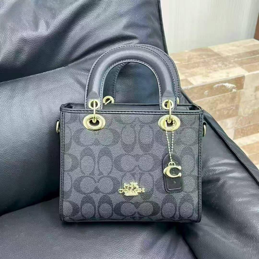 Coach Bags
Offer
75 dhs🇦🇪🇦🇪

Zain232
♥️♥️♥️
