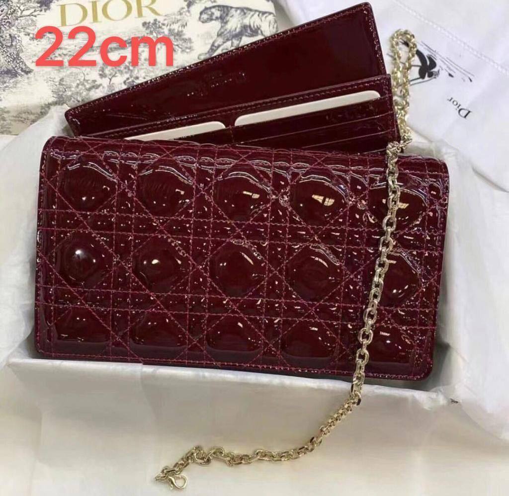 DIOR 

95 dhs🌺

with box
🎁🎁🎁

Zain90