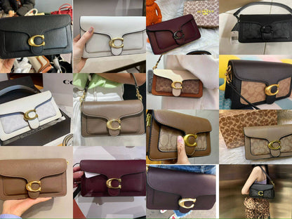 Coach
with  box, 🎁🎁🎁
size  25* 15. cm 

100 dhs🗽

Zain12
♥️♥️♥️