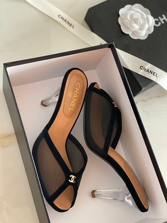 Chanel 
AAA master quality 
450 dhs🪙💚
Size 36………40 


Zain180
♥️♥️♥️