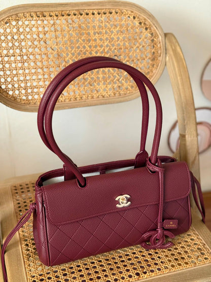 New Collection✨✨✨
CHANEL
30cm
420 dhs🇦🇪🇦🇪
*MASTER QUALITY*
With box🎁

Zain167
♥️♥️♥️
