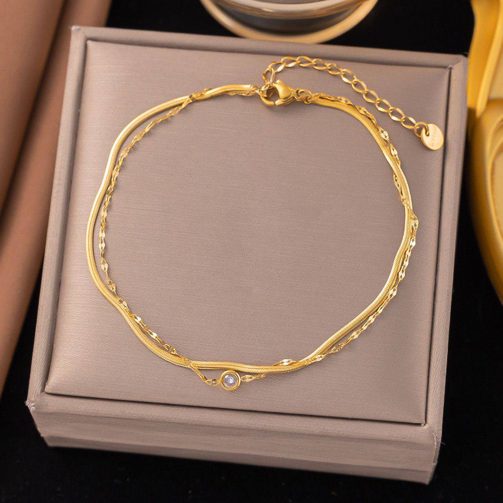 New arrival anklets stainless steel with 18k gold plated. 
Non tarnish 
20 dhs🪙💚

Zain243
♥️♥️♥️