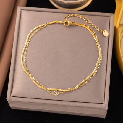 New arrival anklets stainless steel with 18k gold plated. 
Non tarnish 
20 dhs🪙💚

Zain243
♥️♥️♥️