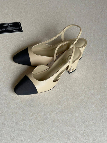CHANEL 
SuperMaster Quality 💯
450 dhs🌺
Size:36-41💥

Zain171
♥️♥️♥️