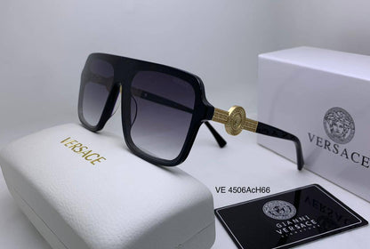 Master quality 
sunglasses 
180 dhs❣️

Zain126
♥️♥️♥️