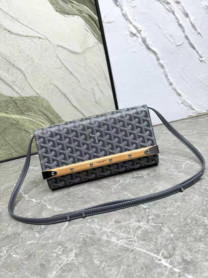 Goyard
Master🌺🌺
270 dhd✅

Zain134
♥️♥️♥️