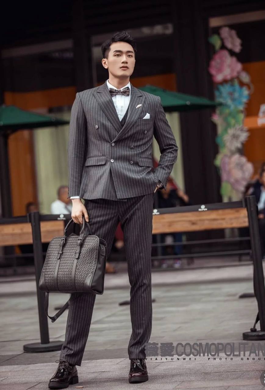 BOTTEGA LAPTOP BAG COPY ONE NEW CAME 
210 dhs🇦🇪🇦🇪

Zain295
♥️♥️♥️